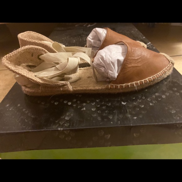Soludos Espadrilles Flats - Picture 3 of 5